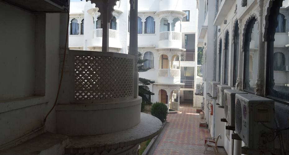 Shreeji Resort, Nathdwara 5